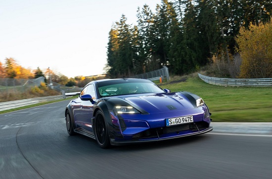 Taycan Turbo GT sa Manthey kitom postavio novi rekord sa vremenom od 06:55,533 minute