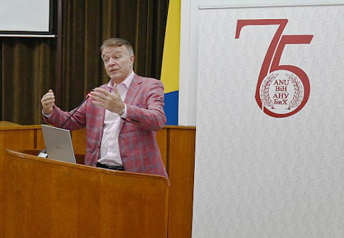 Dr Karavdić o razvoju umjetne inteligencije: AI ne uzima vaš posao, uzima vaše znanje!