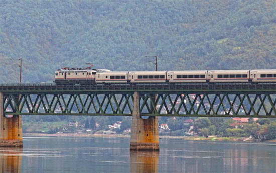Međunarodni sezonski voz Sarajevo – Ploče počeo danas saobraćati