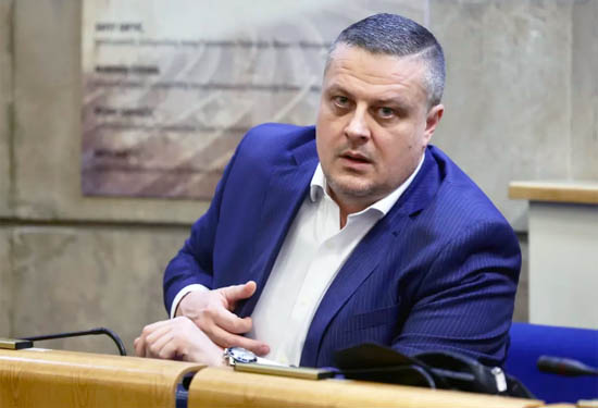 Ministar Mijatović sutra potpisuje dio ugovora za podršku sektoru male privrede