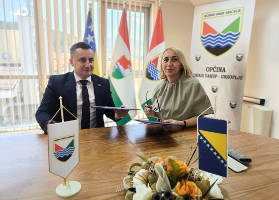 Ministrica Pozder potpisala ugovore za projekte u Gornjem Vakufu-Uskoplju i Donjem Vakufu