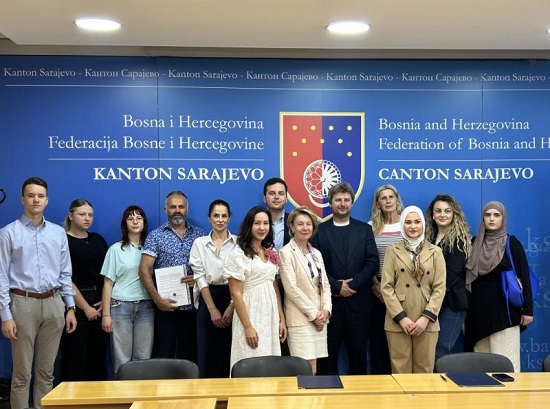 Potpisani ugovori Ureda Vlade KS za dijasporu i 16 udruženja za projekte saradnje sa dijasporom vrijedne 105.000 KM