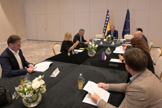 Vlada FBiH uložila skoro 1,7 milijardi KM u Tuzlanski kanton od 2023. godine do danas