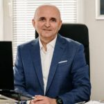 Želimir Bodiroga, kaže da bi od 100 miliona maraka čak 99 milionapovjerio gradonačelniku Trebinja Mirku Ćuriću