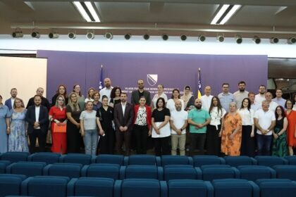FBiH: Za podršku vaninstitucionalnim oblicima brige i zaštite 2 miliona KM