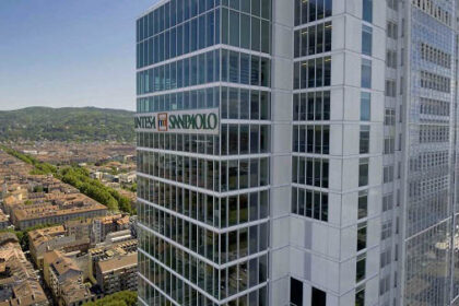 Intesa Sanpaolo u prvom polugodištu povećala neto dobit za 6% na 5,6 milijardi eura