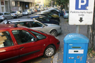 U Sarajevu od 27. jula nove cijene parkinga, garaža i pauk službe