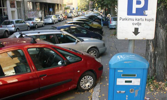 U Sarajevu od 27. jula nove cijene parkinga, garaža i pauk službe