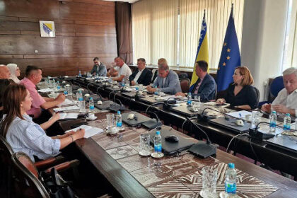 Lakić: Vlasnik je odbio rješenja Vlade FBiH, ali radnici Željezare nisu ostavljeni