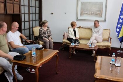 Nikšić razgovarao s predstavnicima Sindikata radnika BHRT-a