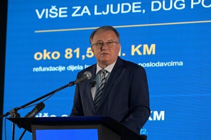 Premijer Nikšić prezentirao izvještaj o radu: Vlada FBiH je dug držala pod kontrolom