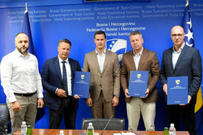 Za sisteme vodosnabdijevanja Tuzle i Gradačca izdvojeno 13,9 miliona KM