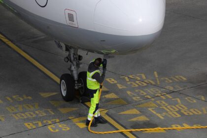 Evropi prijeti nestašica avionskog goriva, ali stižu velike isporuke iz Azije