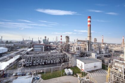 MOL pustio u rad solarni park od 37,4 MW i baterijski sistem od 40 MWh