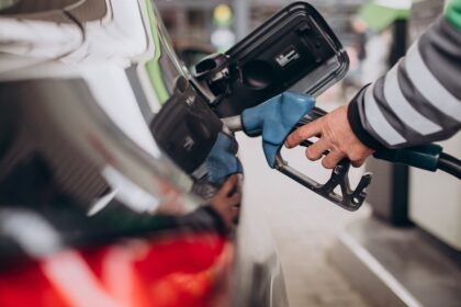 Mađarska isplaćuje novčanu pomoć vozačima automobila na dizel