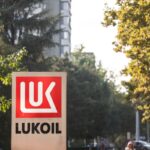 Milijarder Todd Boehly predvodi ponudu za Lukoilovu imovinu vrijednu milijarde