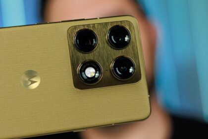 Motorola sprema novi premium telefon: Signature 27 stiže s kamerom od 200 MP - Biznis.ba