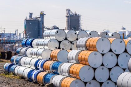 Nafta pojeftinila zbog nade u diplomatsko rješenje rata Irana i SAD