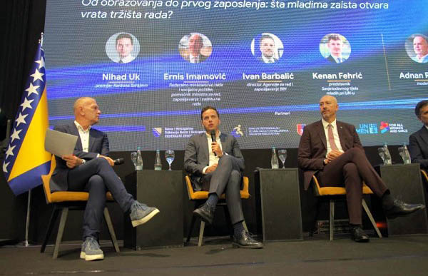 Premijer Uk na Sajmu poslova: Milionska ulaganja Vlade KS za zapošljavanje i podršku mladima