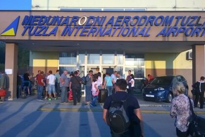 Tuzlanski aerodrom imao 75.328 putnika u augustu, godišnji rast 79,1%