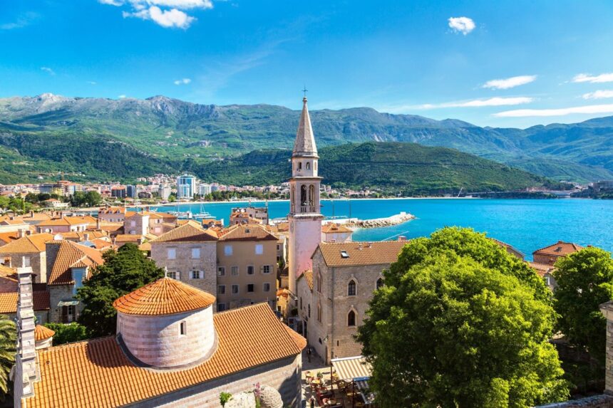 Budvansko tržište nekretnina pod pritiskom: Ponuda raste, cijene padaju - Biznis.ba