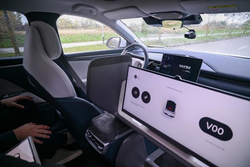 Robotaksi Mate Rimca sam vozi do aerodroma, test u Zagrebu - Biznis.ba