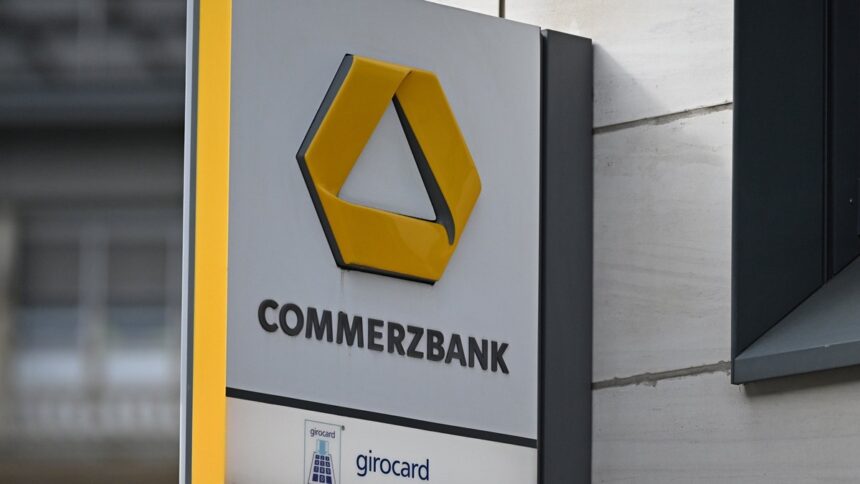 UniCredit nakon preuzimanja Commerzbanke planira smijeniti direktoricu i članove odbora - Biznis.ba