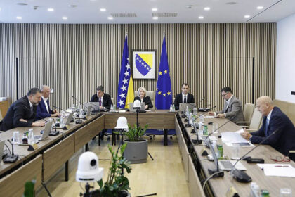 Usvojena Strategija razvoja upravljanja ljudskim potencijalima na nivou institucija BiH