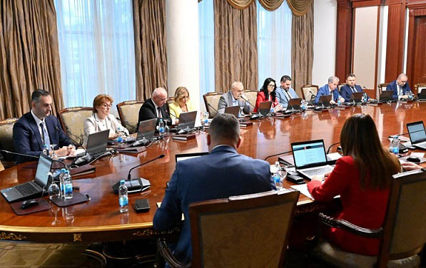 Vlada RS utvrdila Konsolidovani izvještaj: Polugodišnji prihodi 4,5 milijarde KM