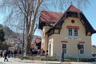 Zatvoren restoran u Bistričkoj stanici: Grad tuži zakupca za skoro 47.000 KM duga - Biznis.ba